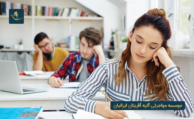 کار دانشجویی در کشور کانادا