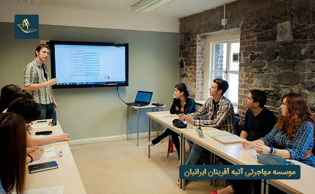 کاریابی در بازار کار رشته زبان انگلیسی در لهستان