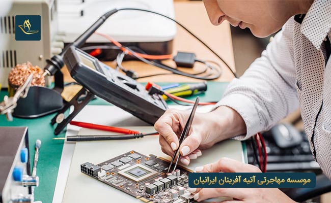 شرایط کار رشته مهندسی برق در اوکراین