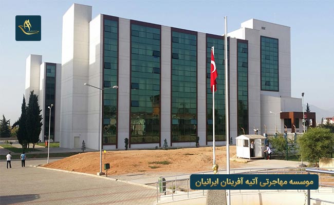 تفاوت میان کالج ها و دانشگاه ها